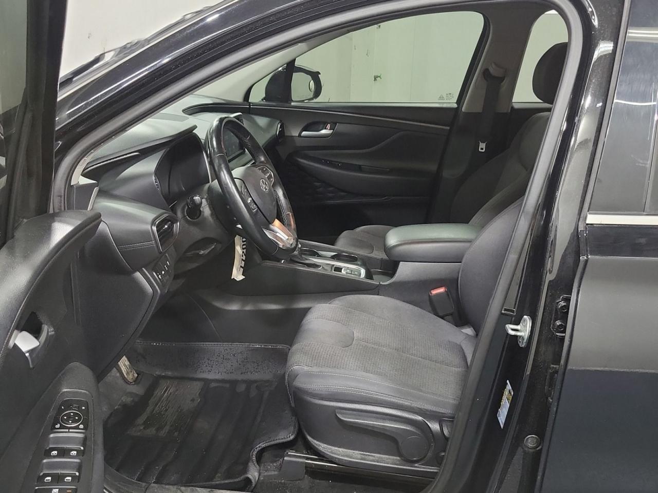 2020 Hyundai Santa Fe ESSENTIAL Photo