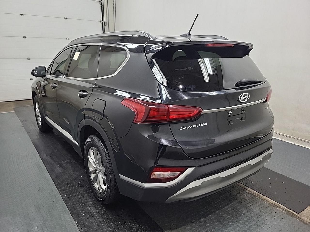 2020 Hyundai Santa Fe ESSENTIAL Photo