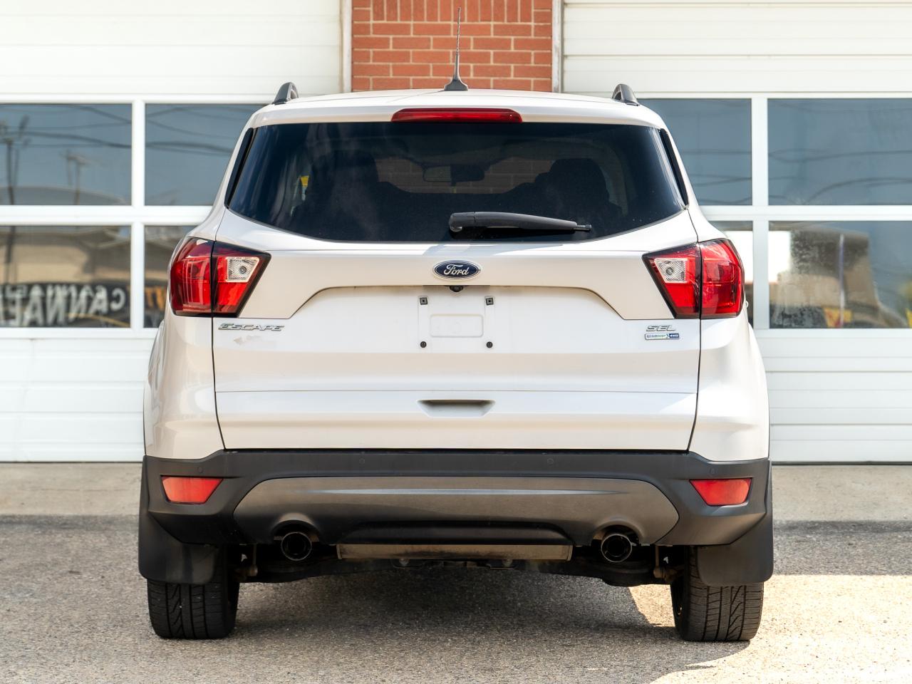 2019 Ford Escape SEL - Photo #6
