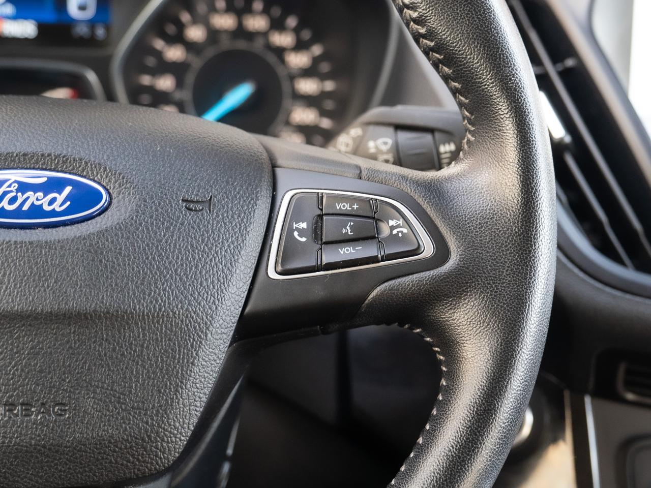 2019 Ford Escape SEL - Photo #12