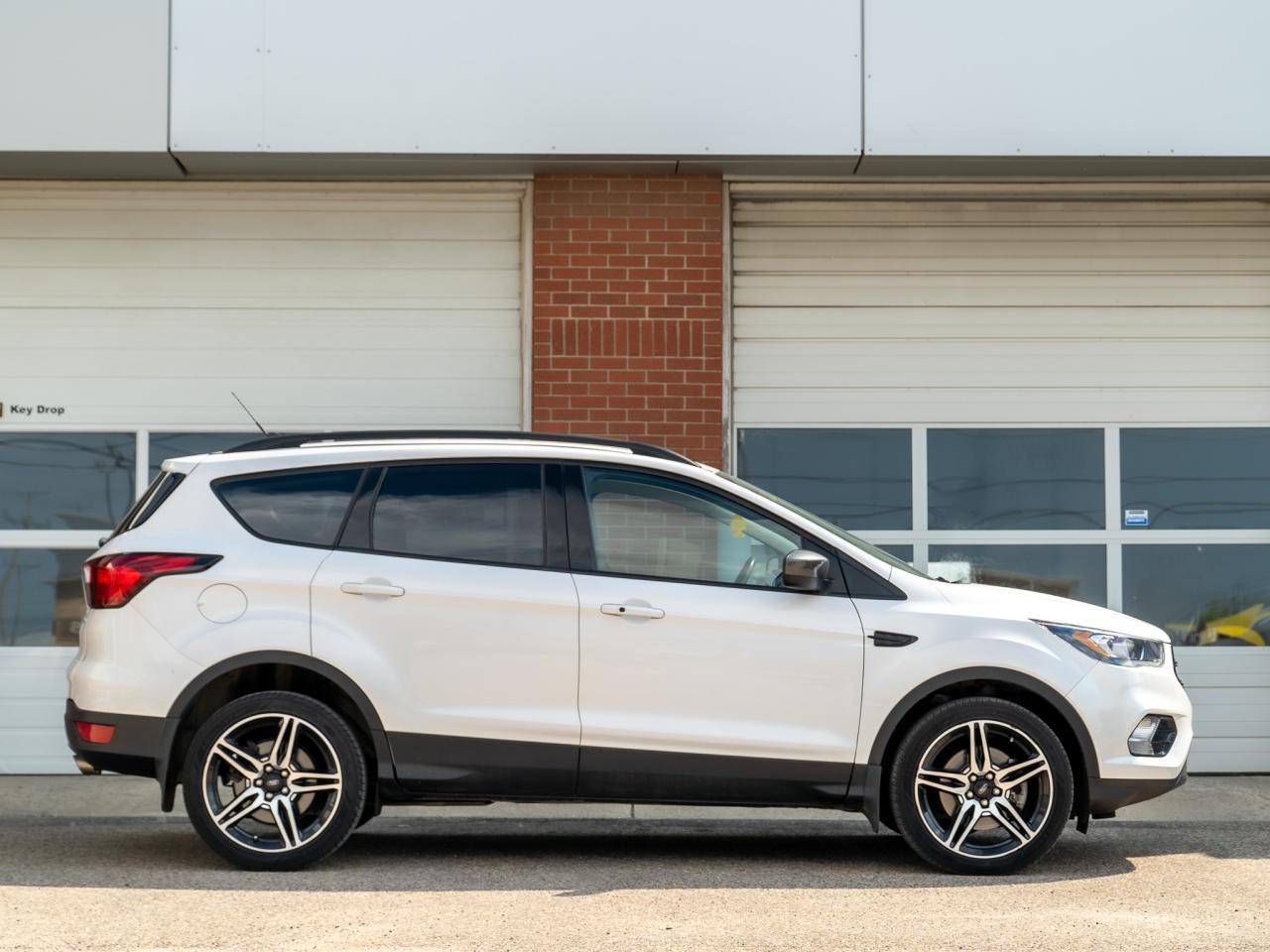 2019 Ford Escape SEL - Photo #5