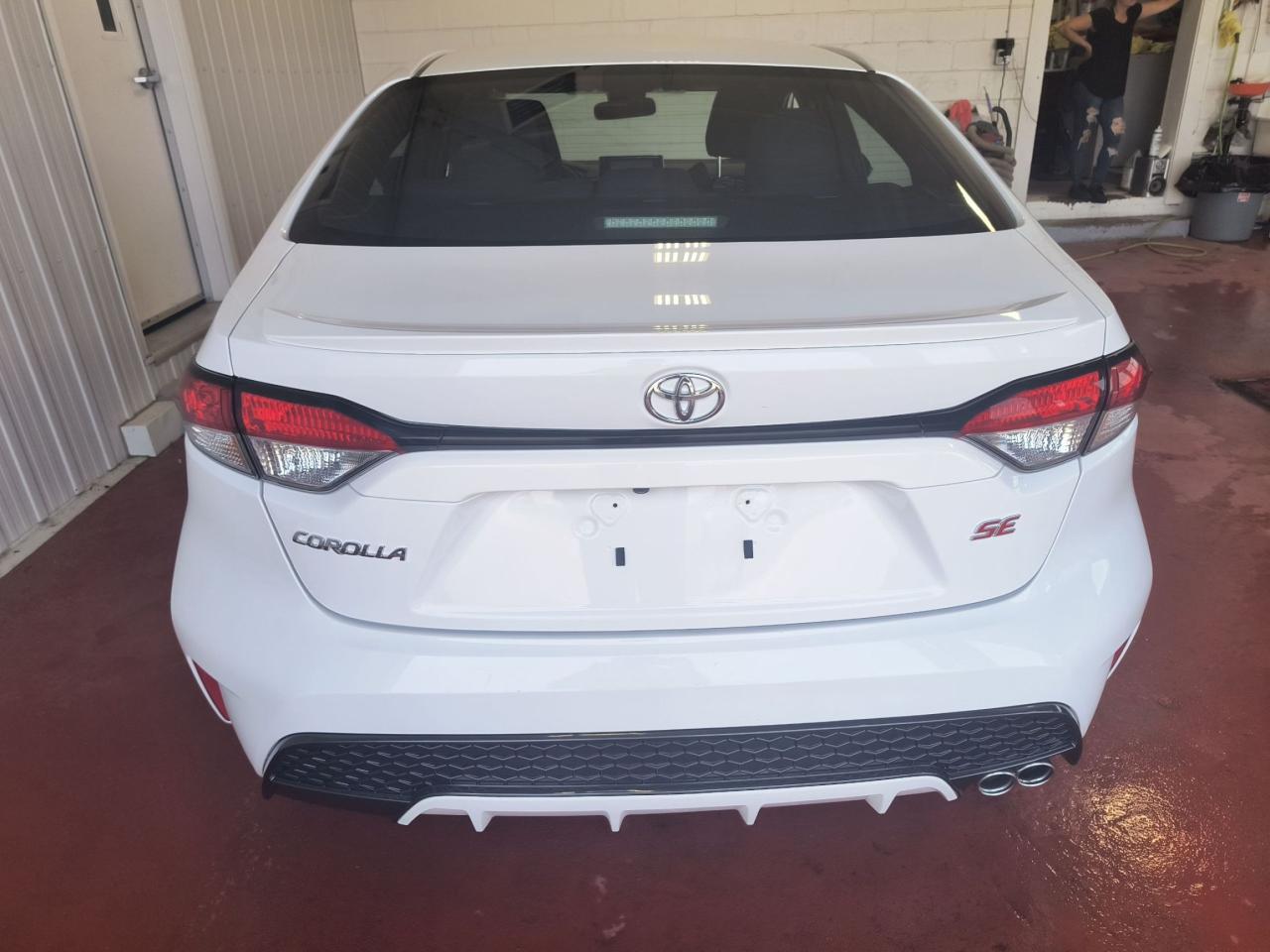 2020 Toyota Corolla SE Photo0