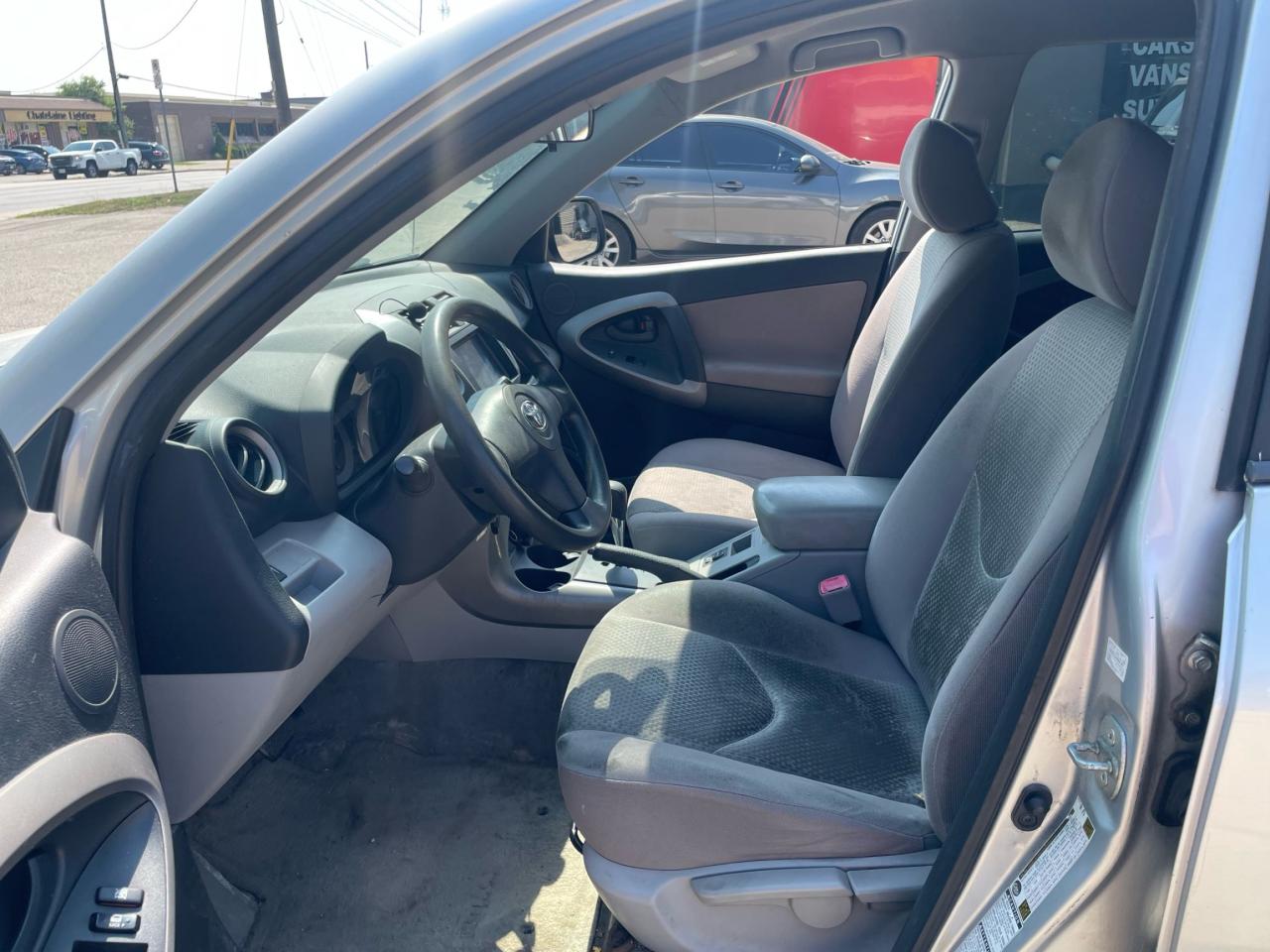 2007 Toyota RAV4 4WD 4dr I4 Base