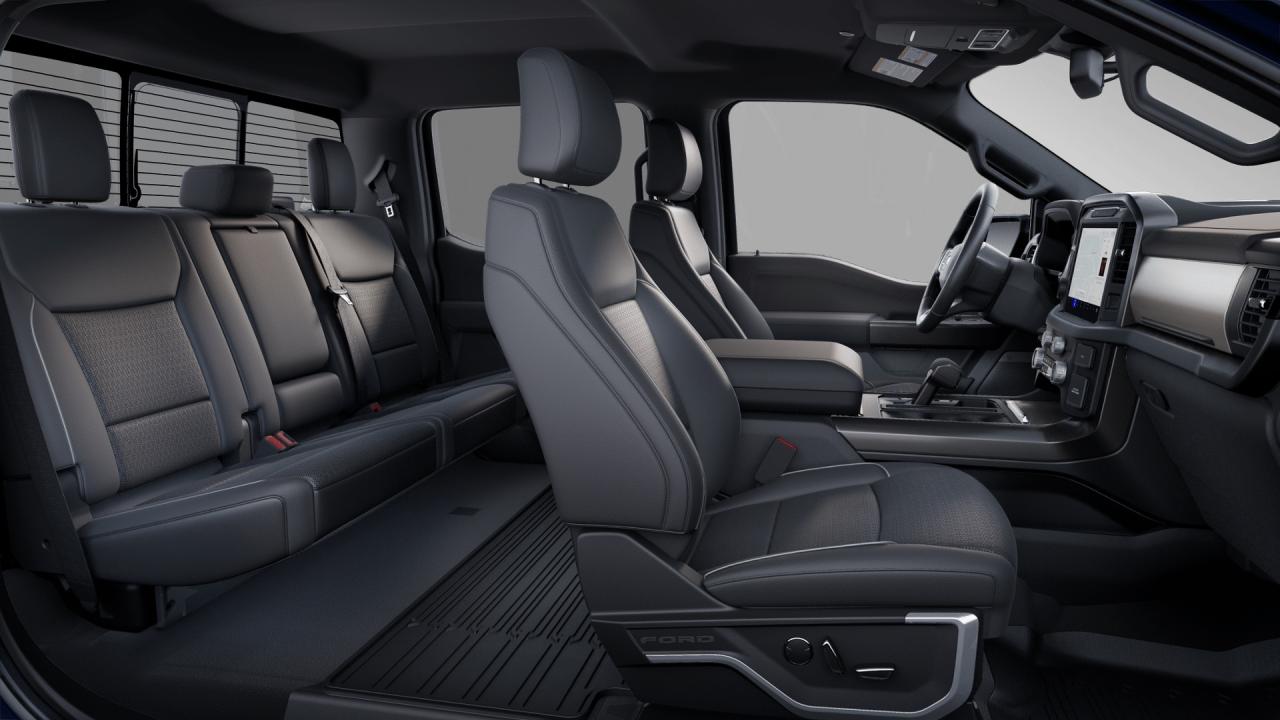 2025 Ford F-150 Lariat Photo5
