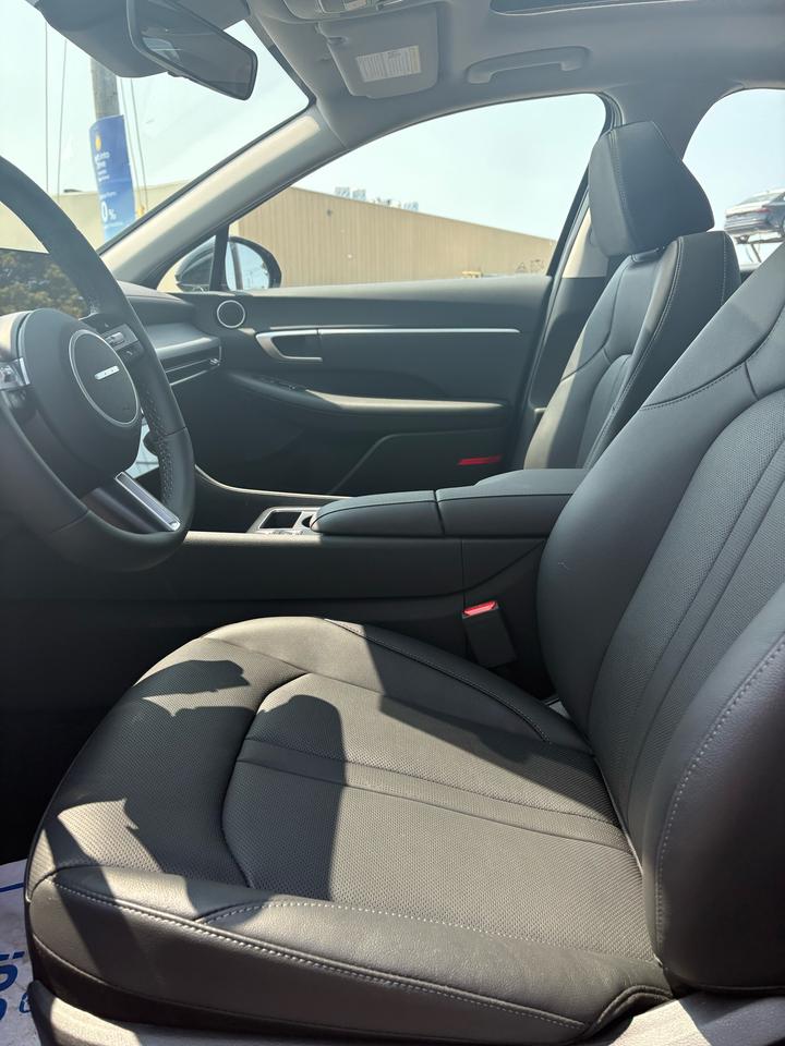 2025 Hyundai Sonata PREFERRED-TREND AWD Photo