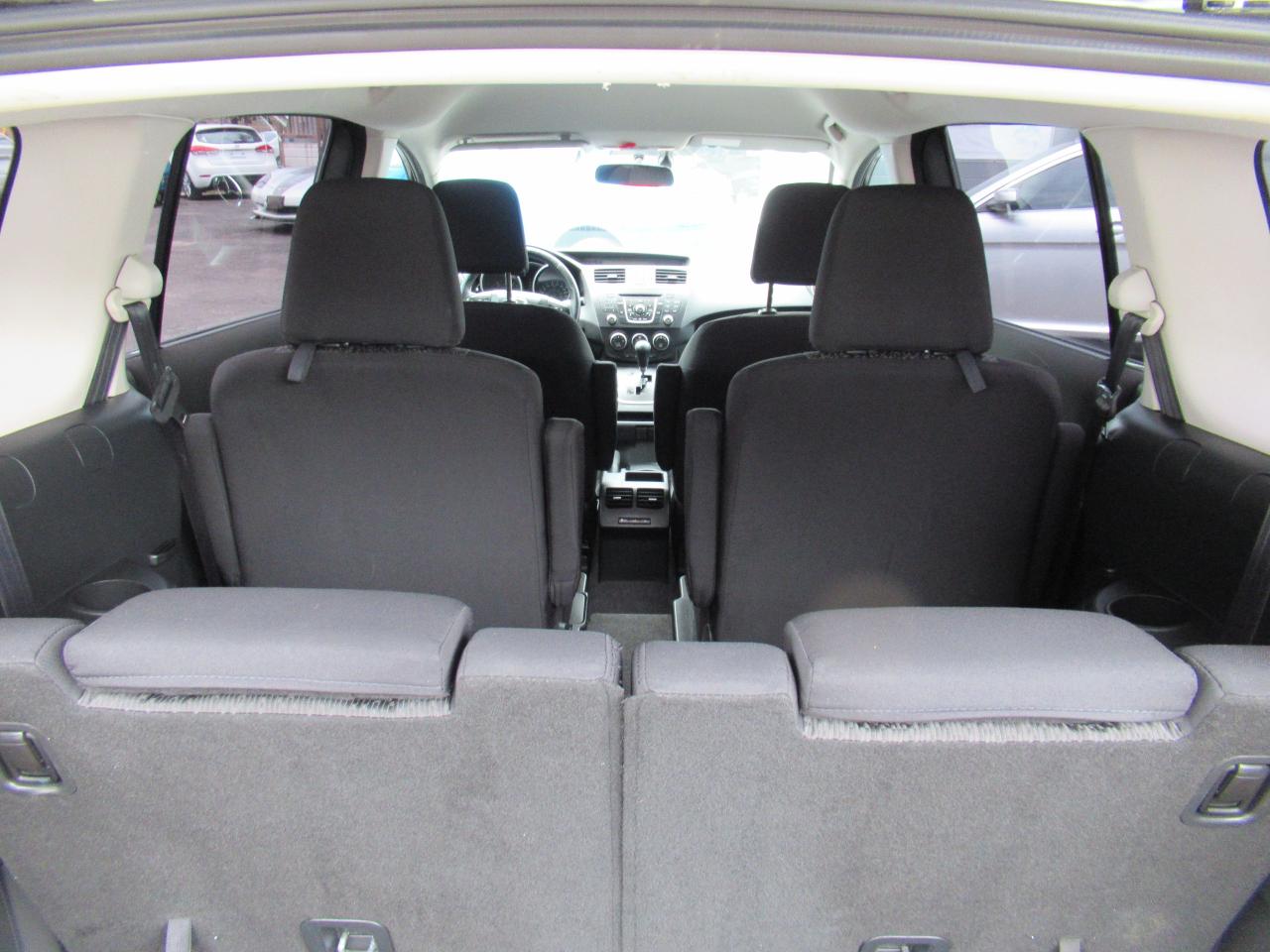 2012 Mazda MAZDA5 GS - Photo #10
