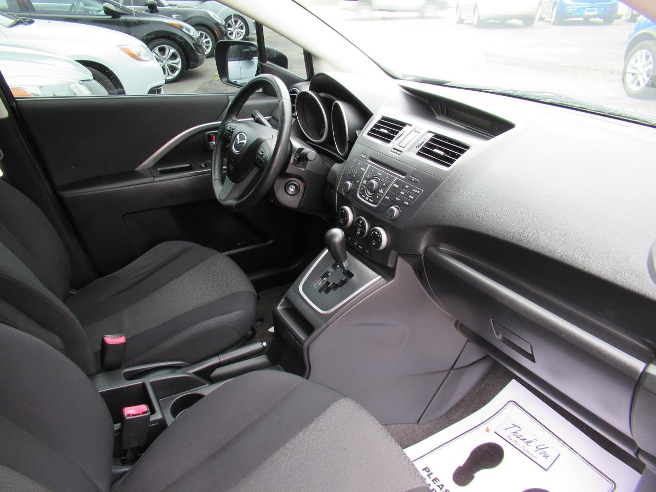 2012 Mazda MAZDA5 GS - Photo #8