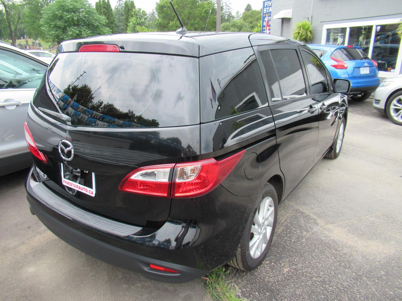 2012 Mazda MAZDA5 GS - Photo #3