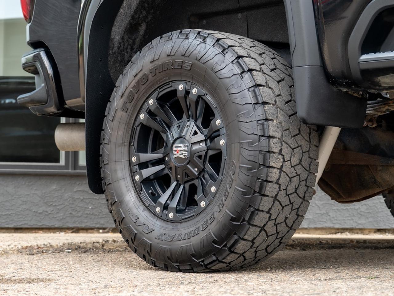 2021 GMC Sierra 3500 AT4 LIFTED Photo3