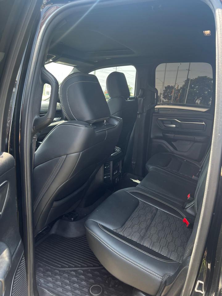 2019 RAM 1500 SPORT - Photo #5