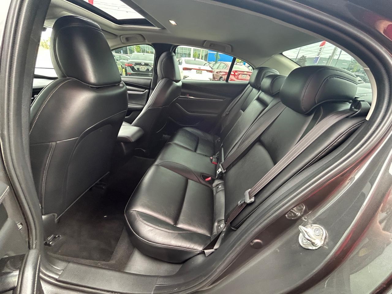 2019 Mazda MAZDA3 GS - Photo #10