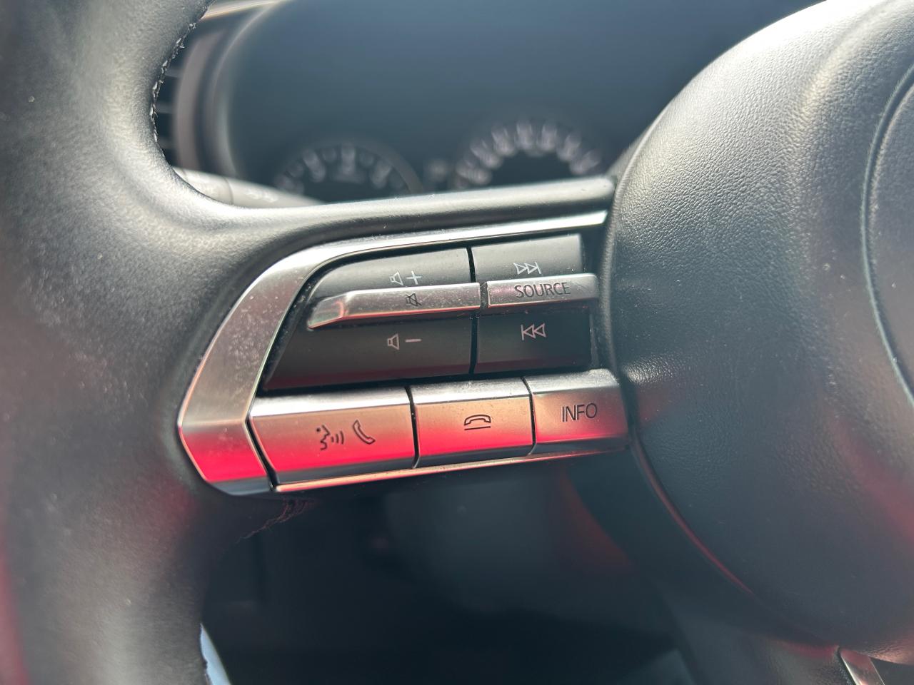 2019 Mazda MAZDA3 GS - Photo #18