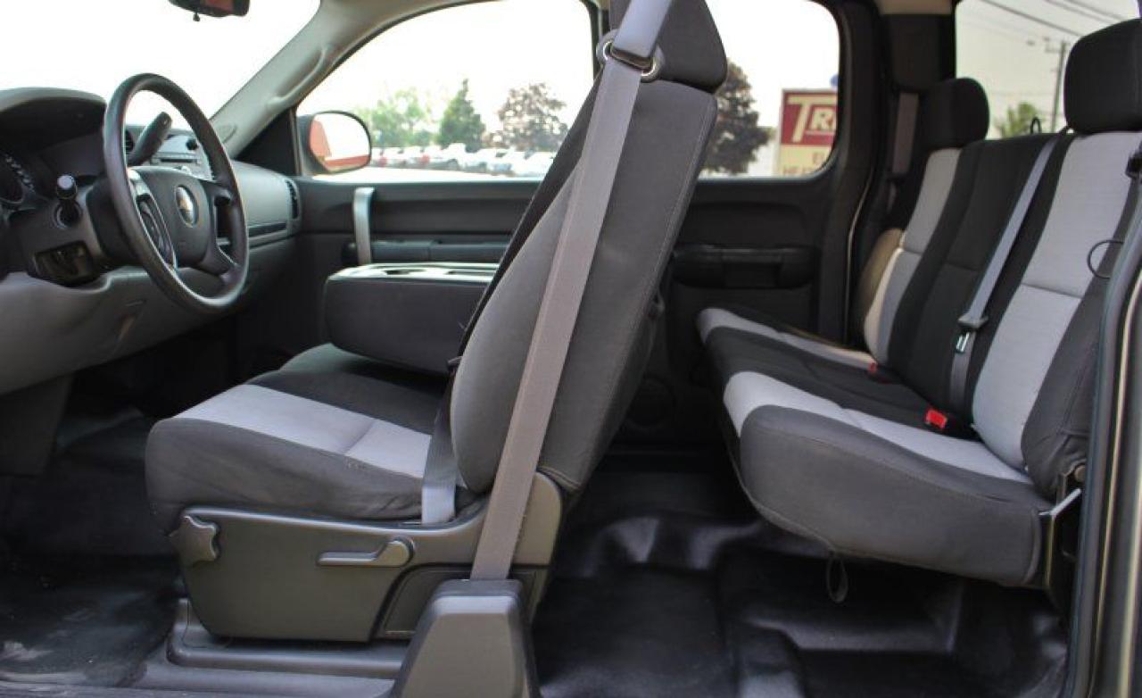 2009 Chevrolet Silverado 1500 LS - Photo #13