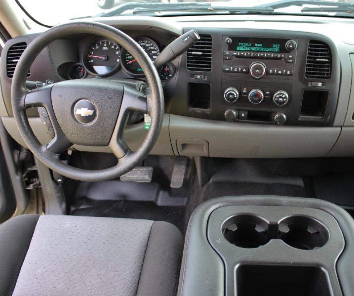 2009 Chevrolet Silverado 1500 LS - Photo #18
