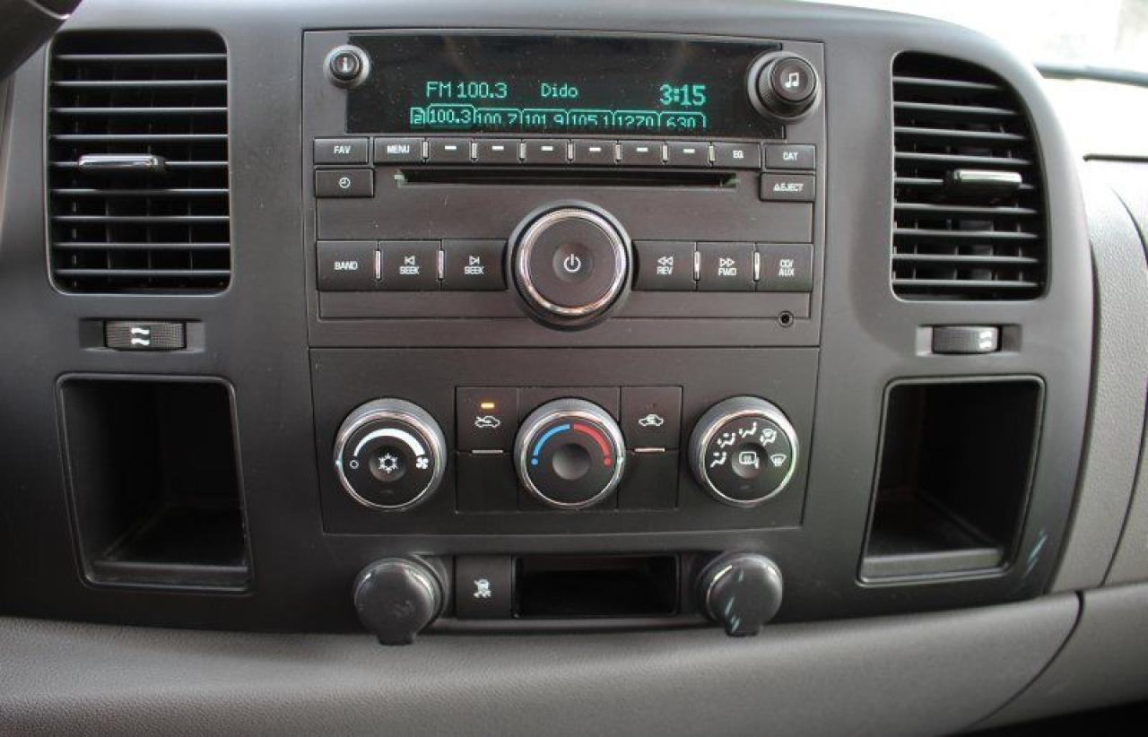 2009 Chevrolet Silverado 1500 LS - Photo #19