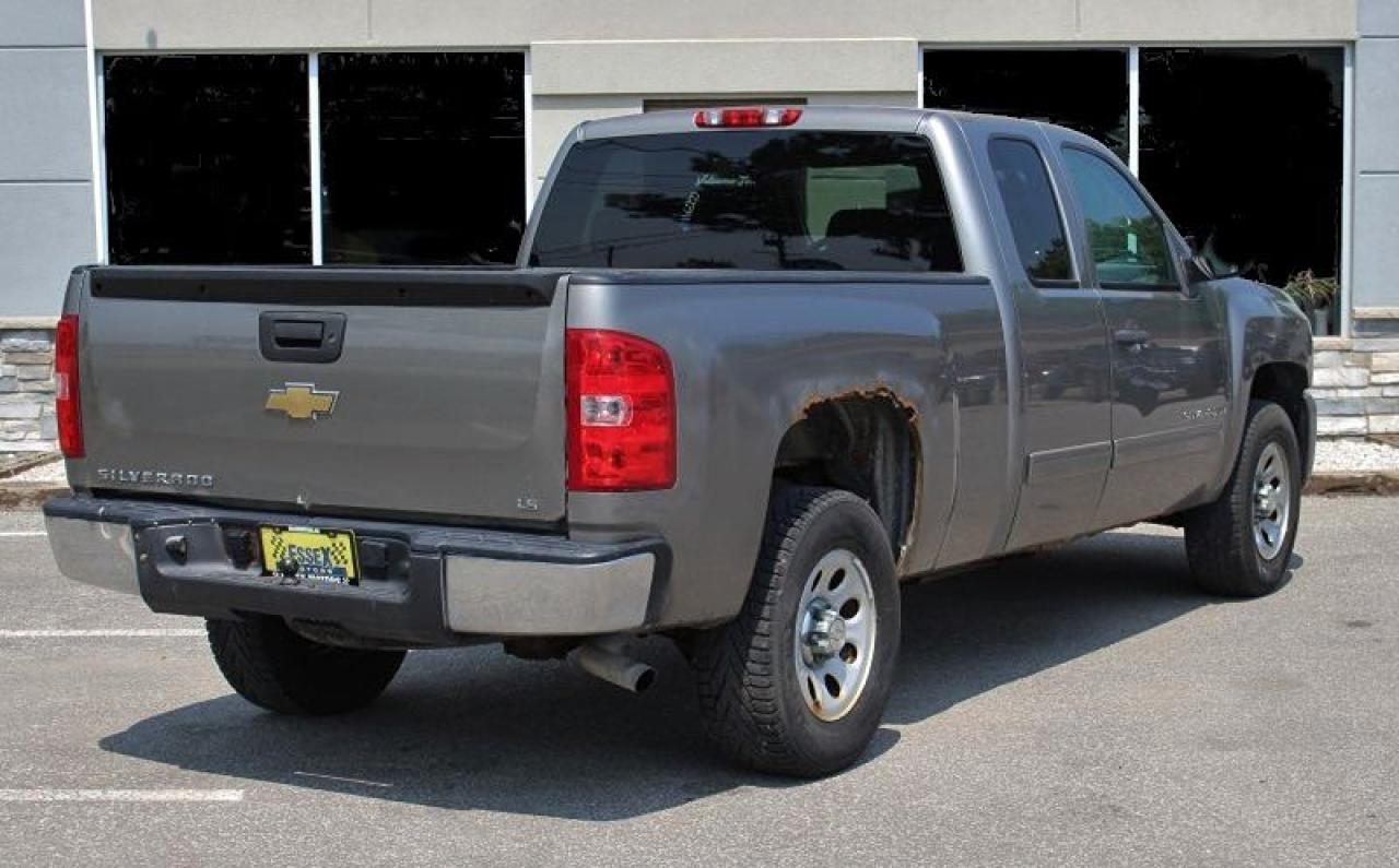 2009 Chevrolet Silverado 1500 LS - Photo #5