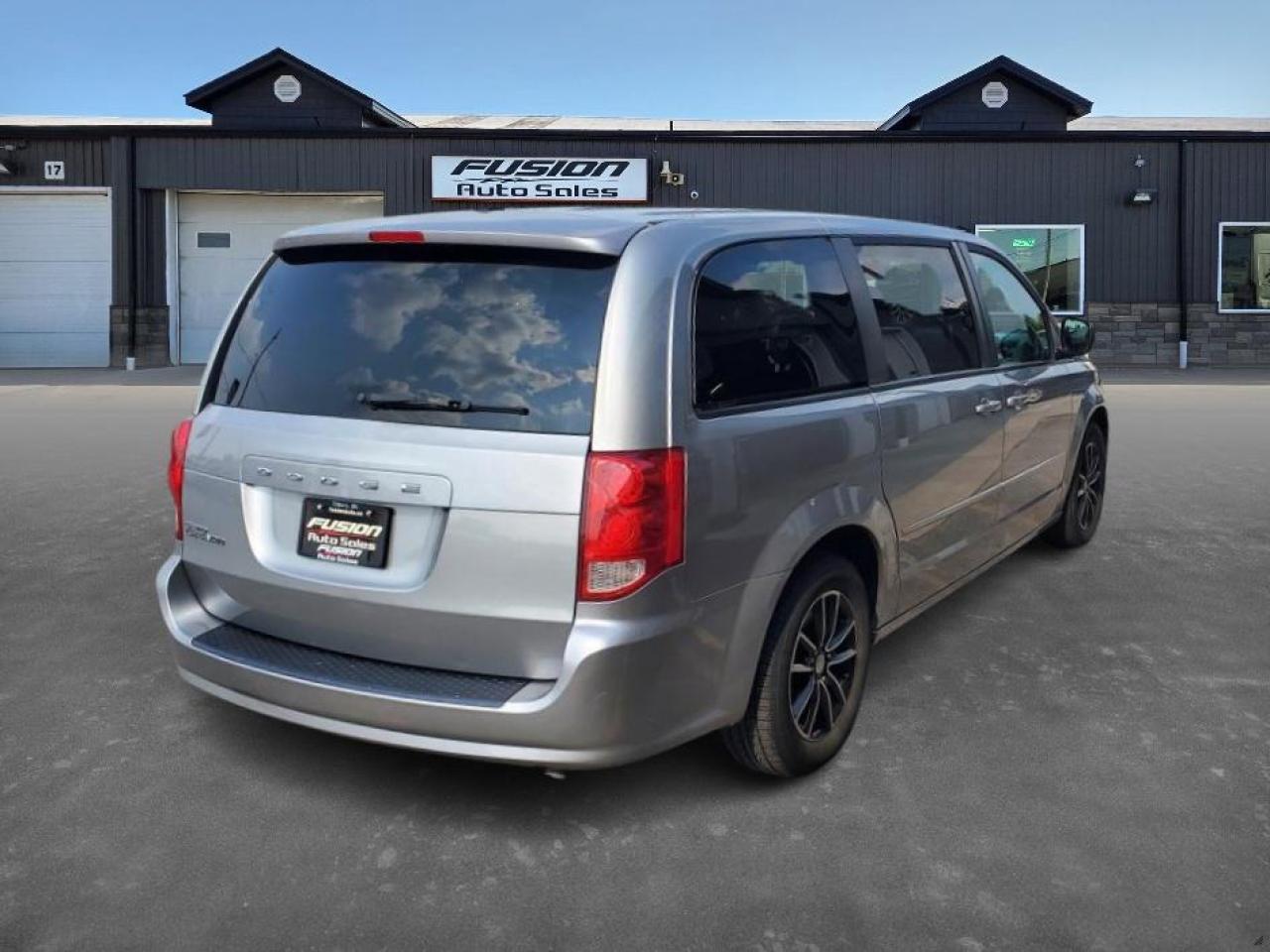 2015 Dodge Grand Caravan 4dr Wgn SXT - Photo #5