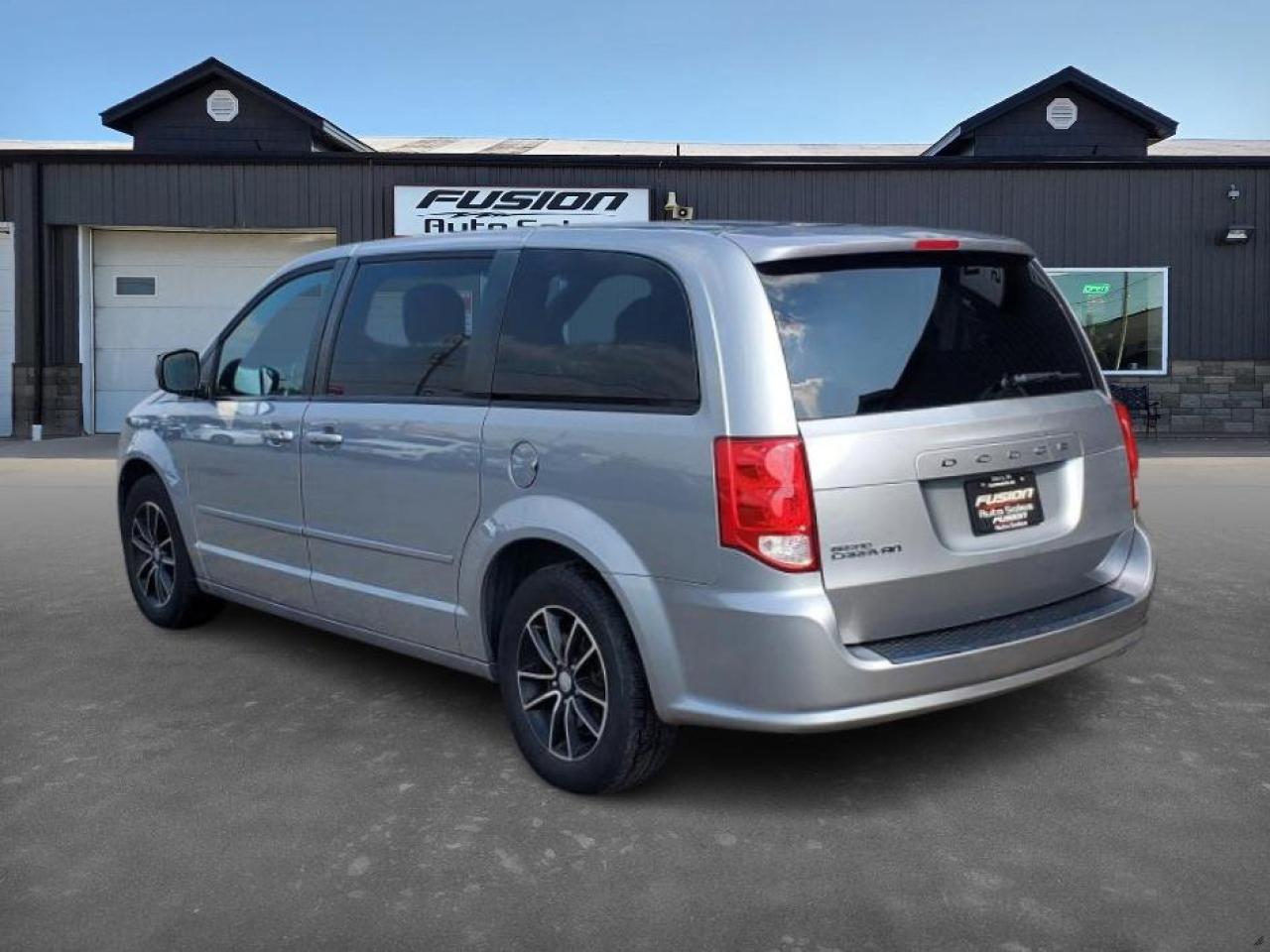 2015 Dodge Grand Caravan 4dr Wgn SXT - Photo #3