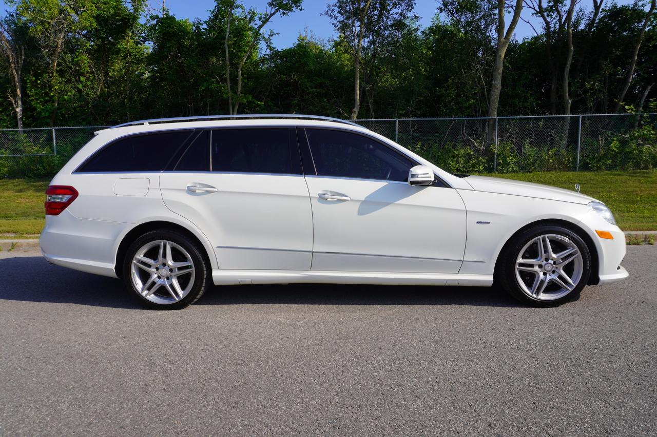 2012 Mercedes-Benz E-Class ESTATE / AMG / STUNNING SPEC / LOCAL / REAR DVD'S Photo4