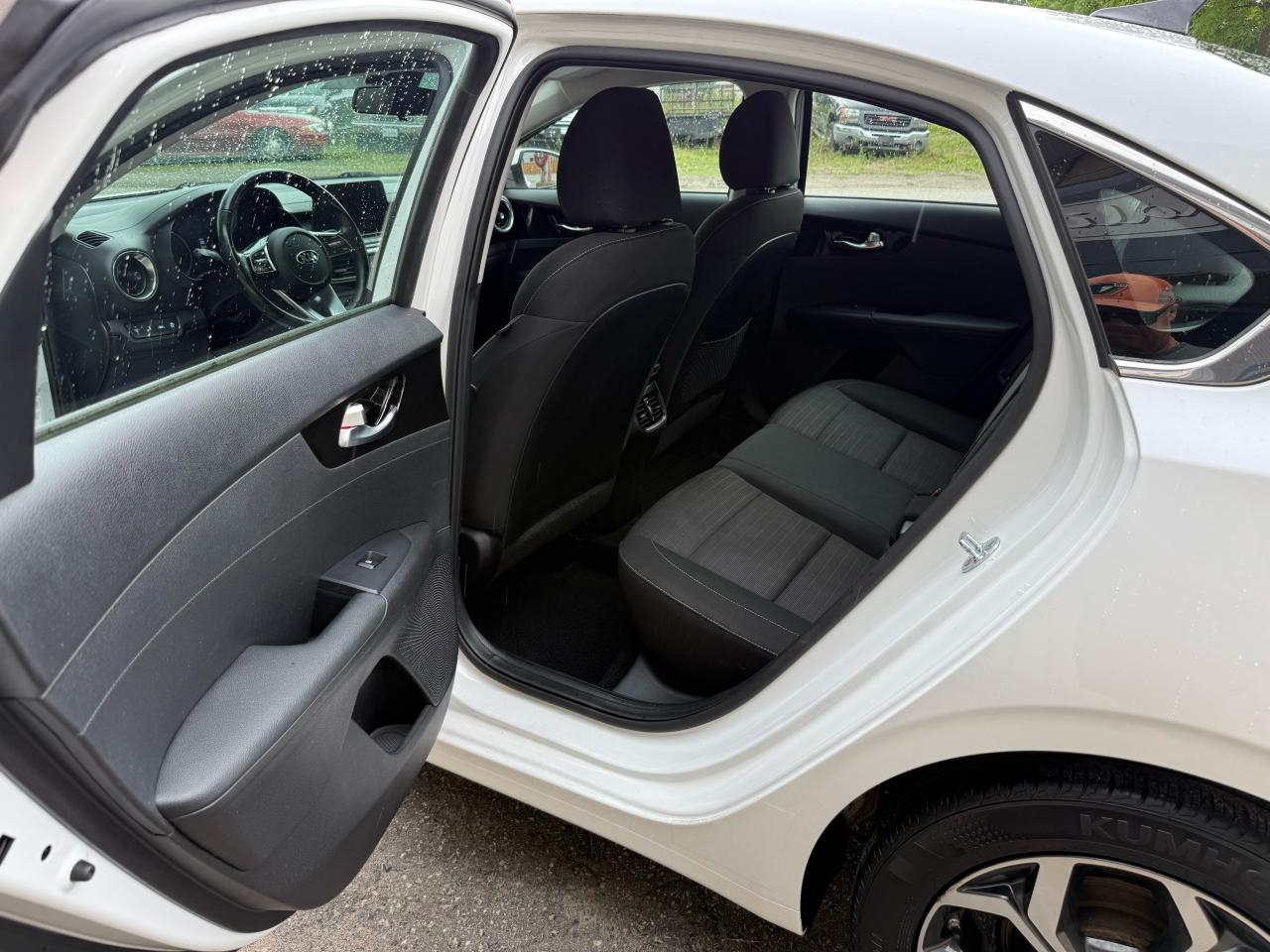 2021 Kia Forte EX+ - Photo #6