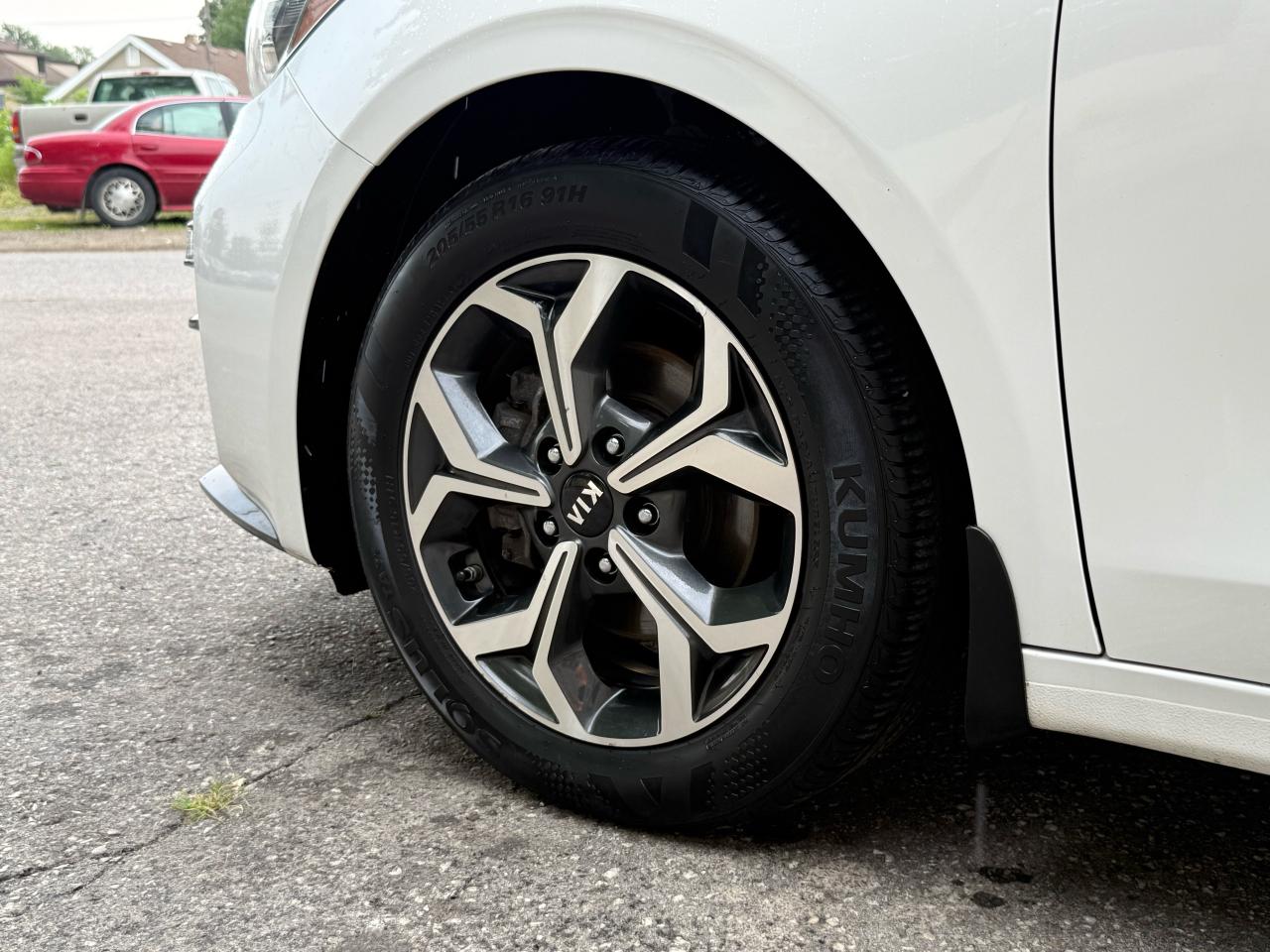 2021 Kia Forte EX+ - Photo #16