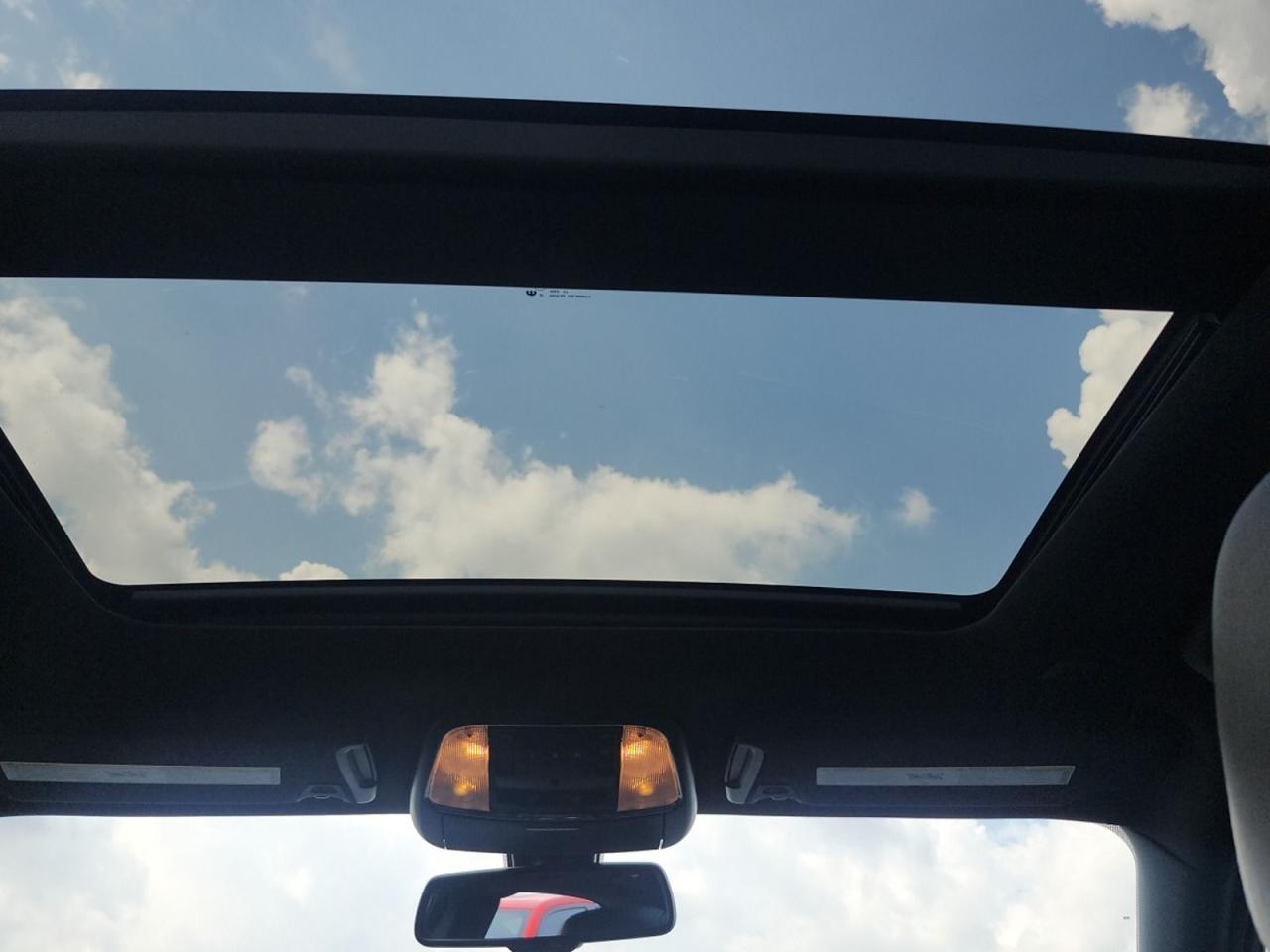 2018 Chrysler 300 300S Photo