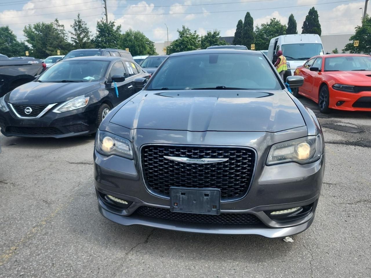 2018 Chrysler 300 300S Photo