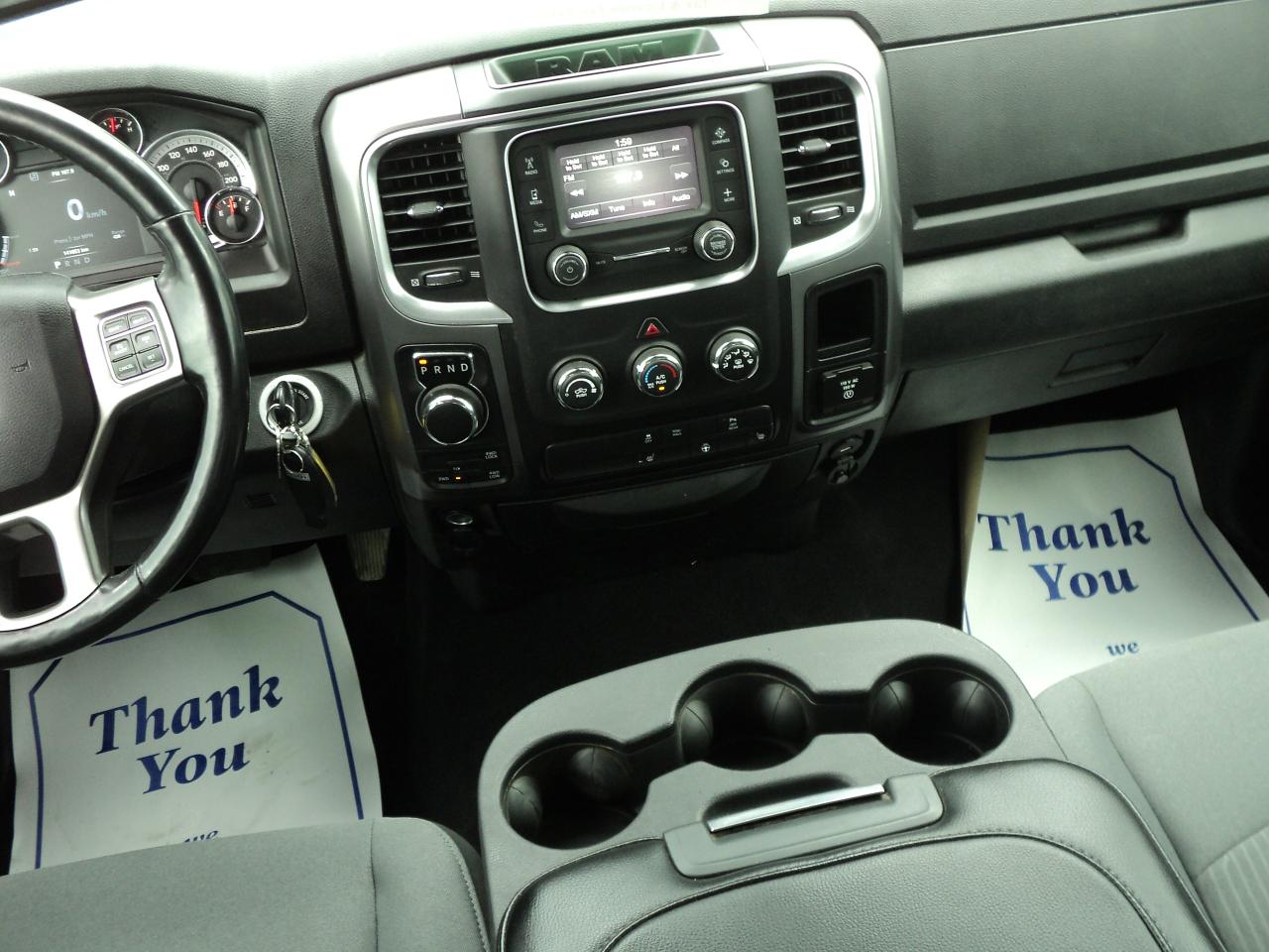 2022 RAM 1500 Classic SLT CrewCab 4x4 3.6L6cyl 5'7"Box HeatedSeats - Photo #18