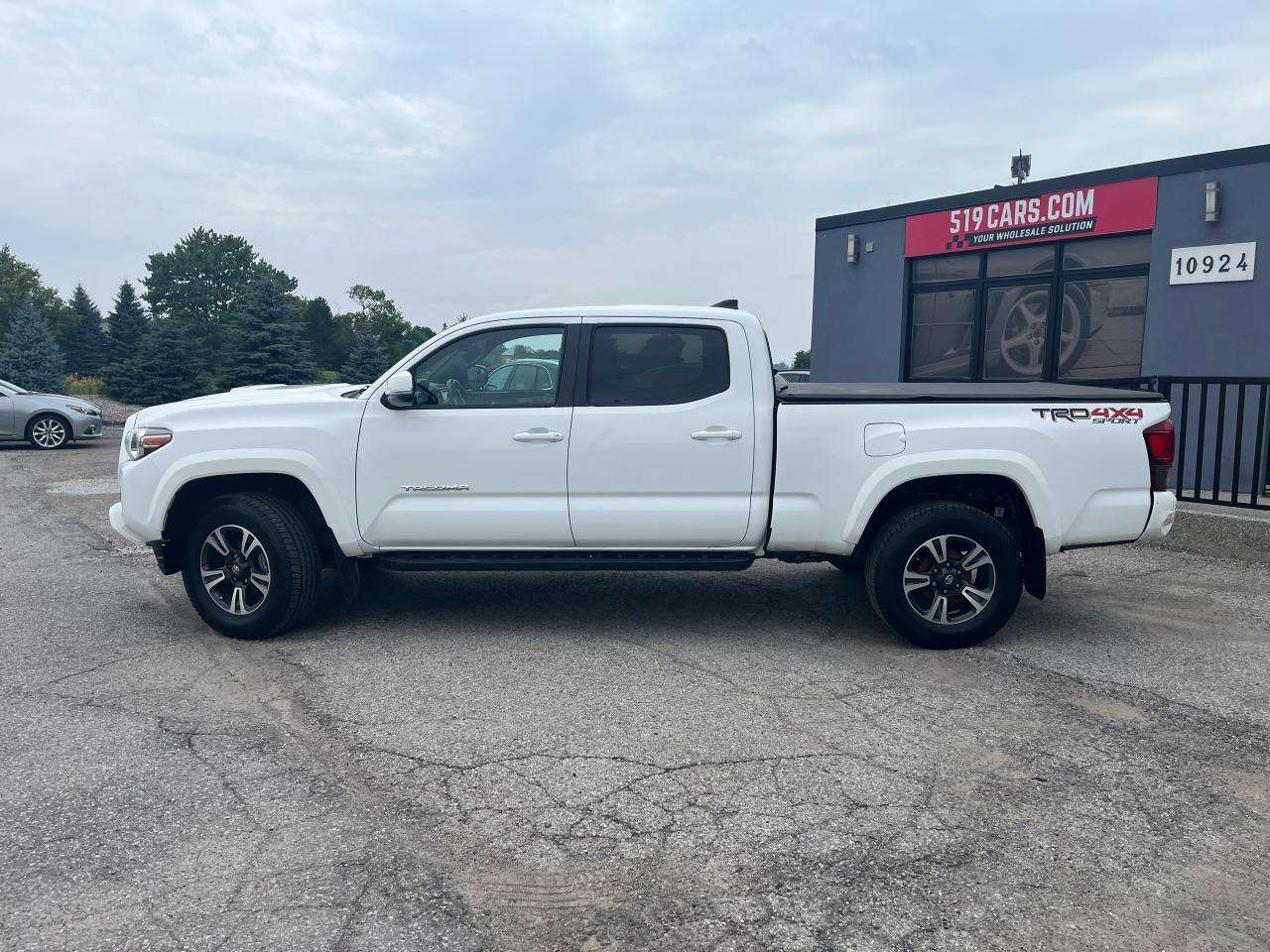 2018 Toyota Tacoma SR5|4X4|NAVI|BACKUP CAMERA - Photo #2