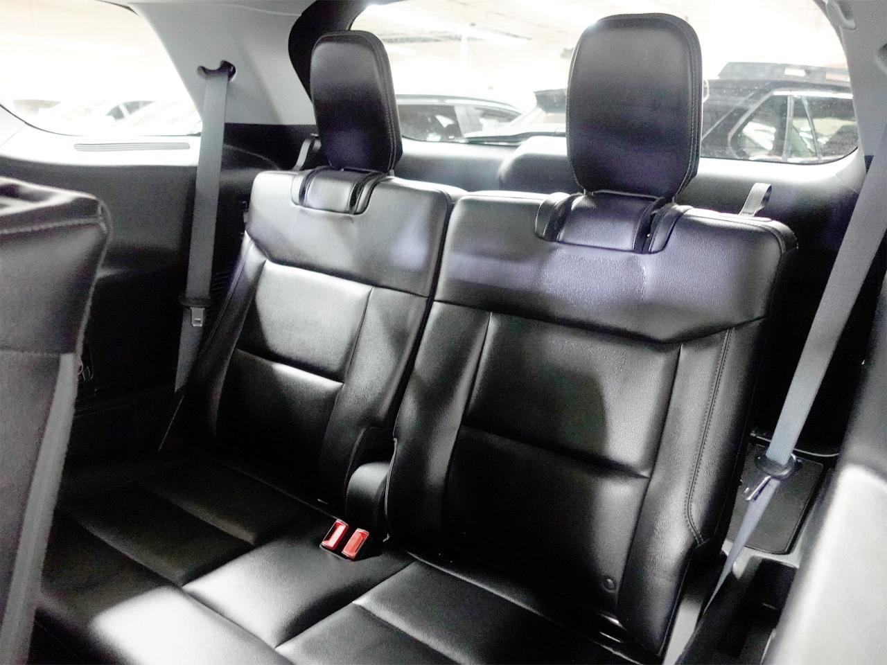 2021 Ford Explorer XLT | 4WD | Nav | Leather | Sunroof | CarPlay