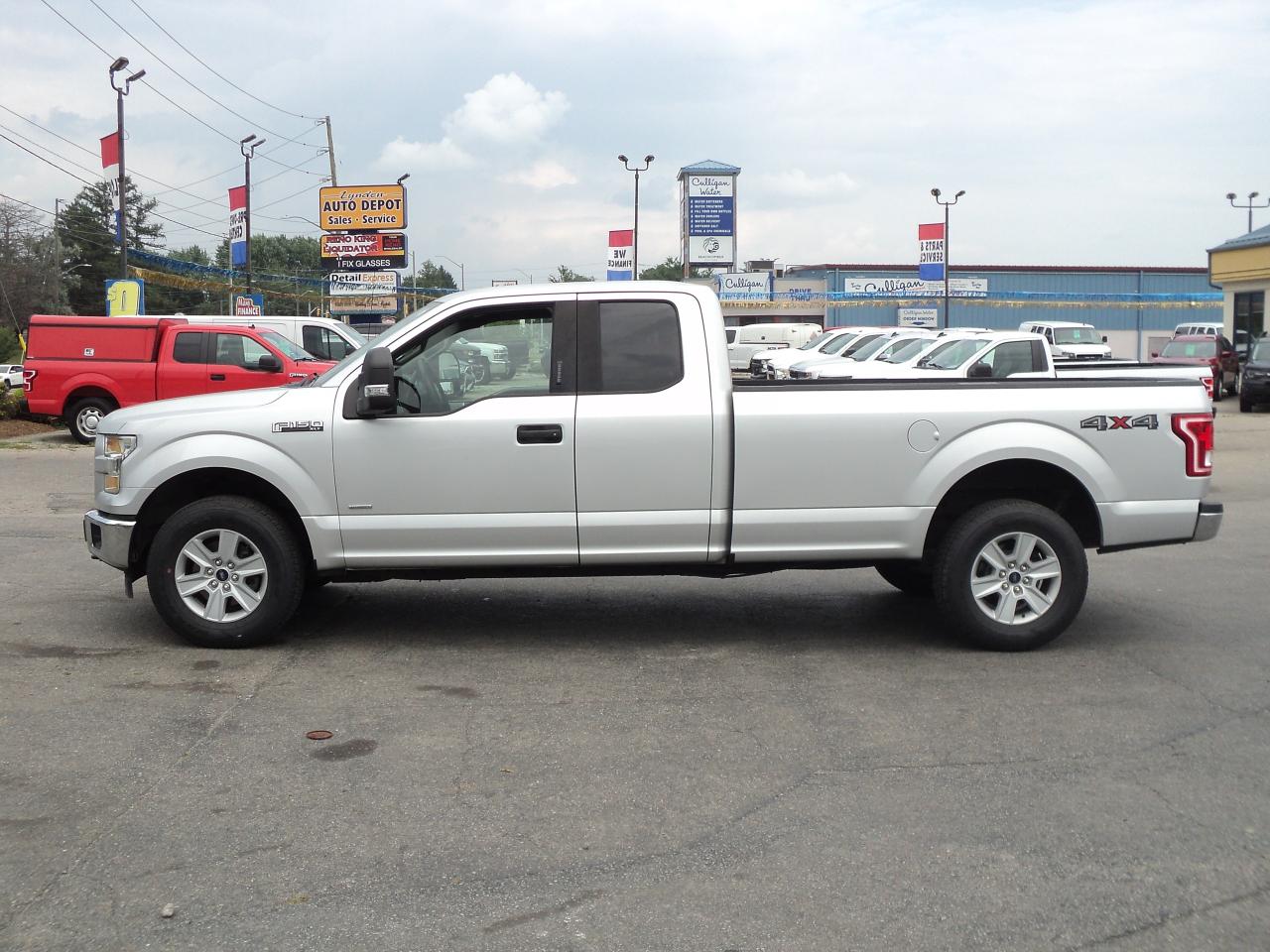 2017 Ford F-150 XLT SUPERCAB 4x4 3.5L6cyl 8ftBox BackUpCam - Photo #8