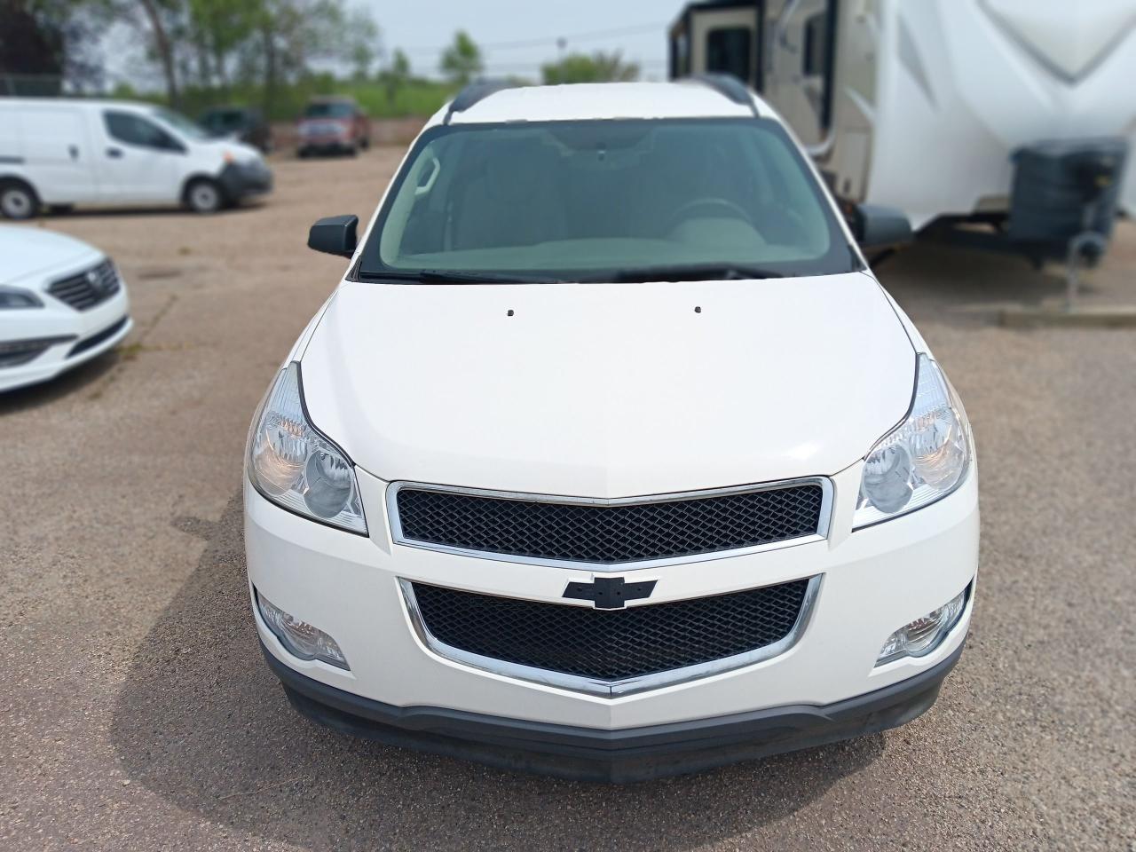 2011 Chevrolet Traverse 7Pass, AWD, Remote Start - Photo #2