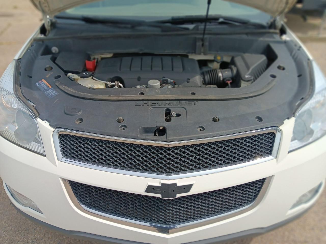 2011 Chevrolet Traverse 7Pass, AWD, Remote Start - Photo #5