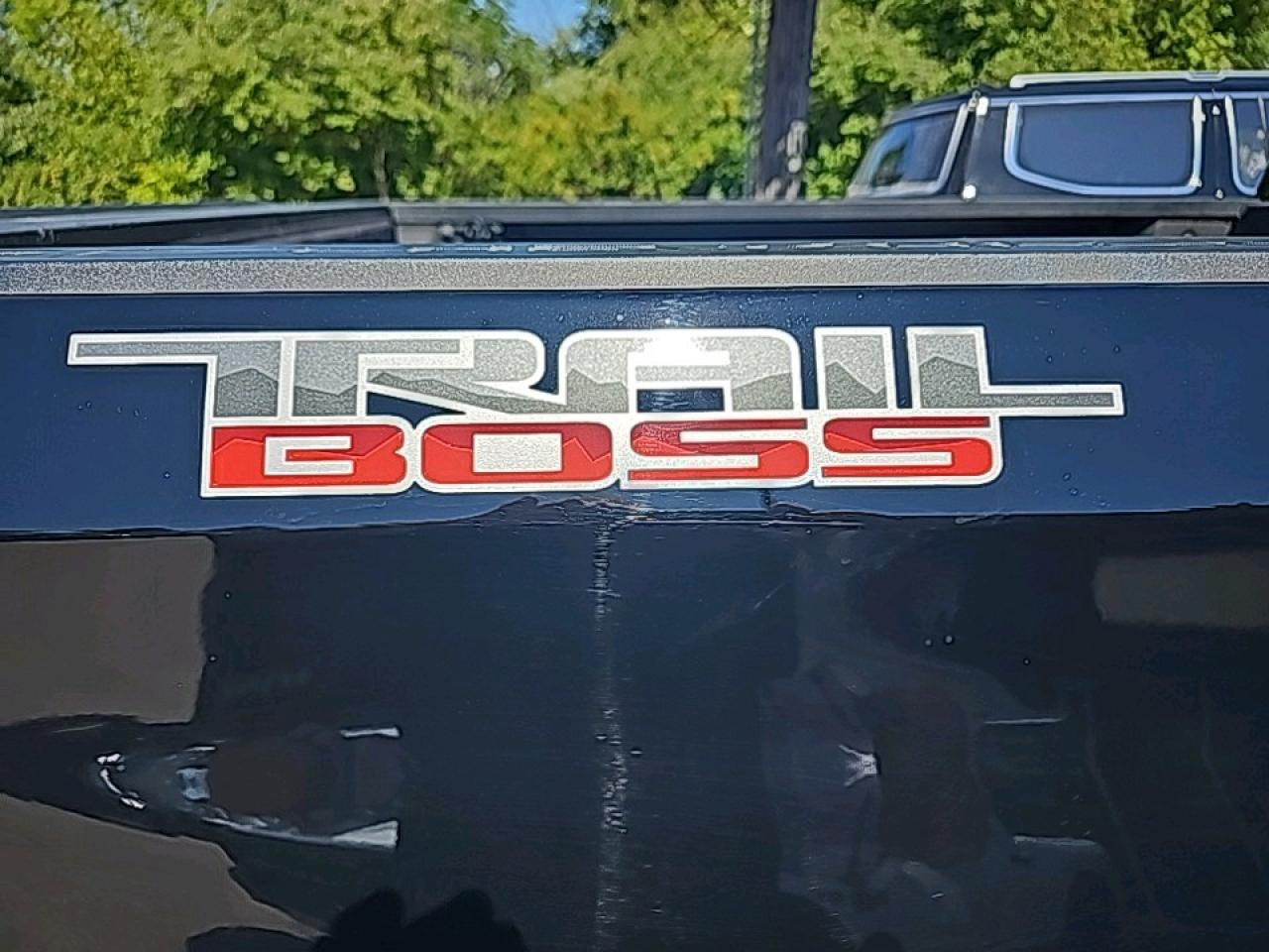 2023 Chevrolet Silverado 1500 LT Trail Boss Duramax diesel Photo4