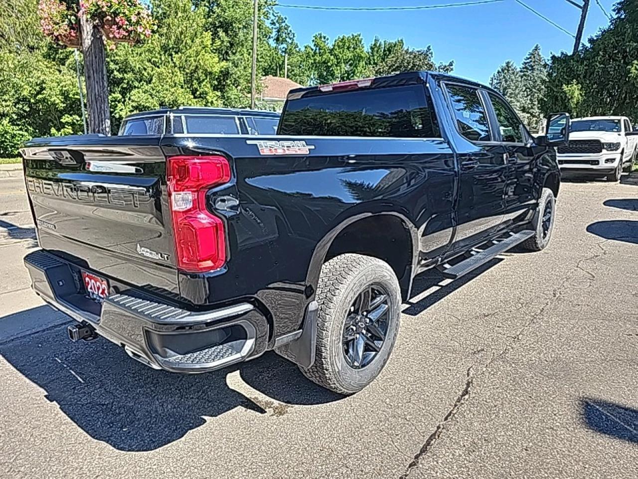 2023 Chevrolet Silverado 1500 LT Trail Boss Duramax diesel Photo