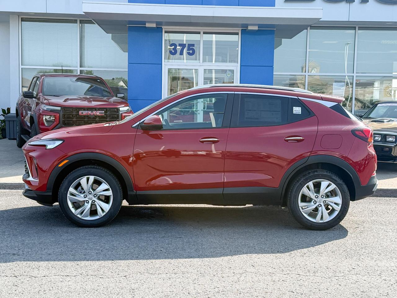 2026 Buick Encore GX Preferred 1.3L 3CYL WITH REMOTE START/ENTRY, HEATED SEATS, HEATED STEERING WHEEL, HD SURROUND VISION, POWER LIFTGATE Photo5