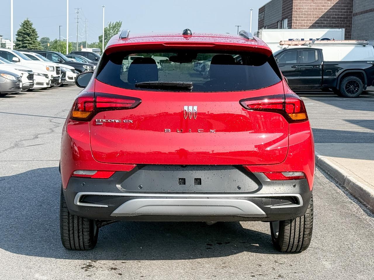 2026 Buick Encore GX Preferred 1.3L 3CYL WITH REMOTE START/ENTRY, HEATED SEATS, HEATED STEERING WHEEL, HD SURROUND VISION, POWER LIFTGATE Photo3