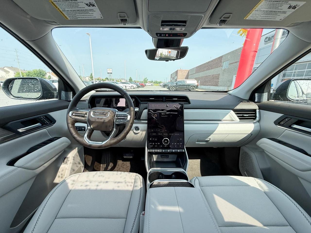 2026 GMC Terrain Denali 1.5L 4 CYL WITH REMOTE START/ENTRY, SUNROOF, HEATED/VENTILATED SEATS, HEATED STEERING WHEEL, ADAPTIVE CRUISE CONTROL, BOSE SOUND SYSTEM, APPLE CARPLAY AND ANDROID AUTO Photo