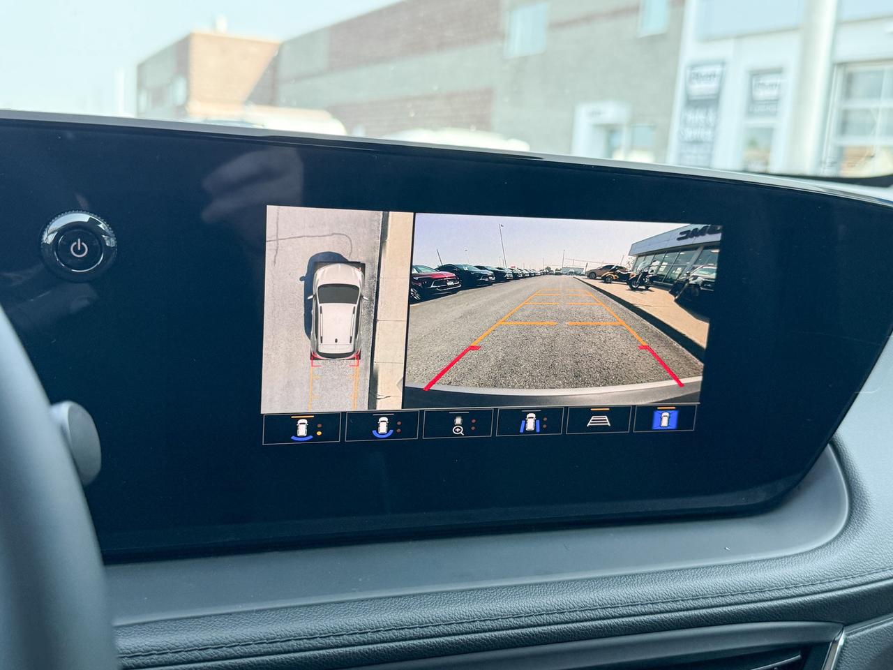 2026 Buick Encore GX Preferred 1.3L 3CYL WITH REMOTE START/ENTRY, HEATED SEATS, HEATED STEERING WHEEL, HD SURROUND VISION, POWER LIFTGATE Photo