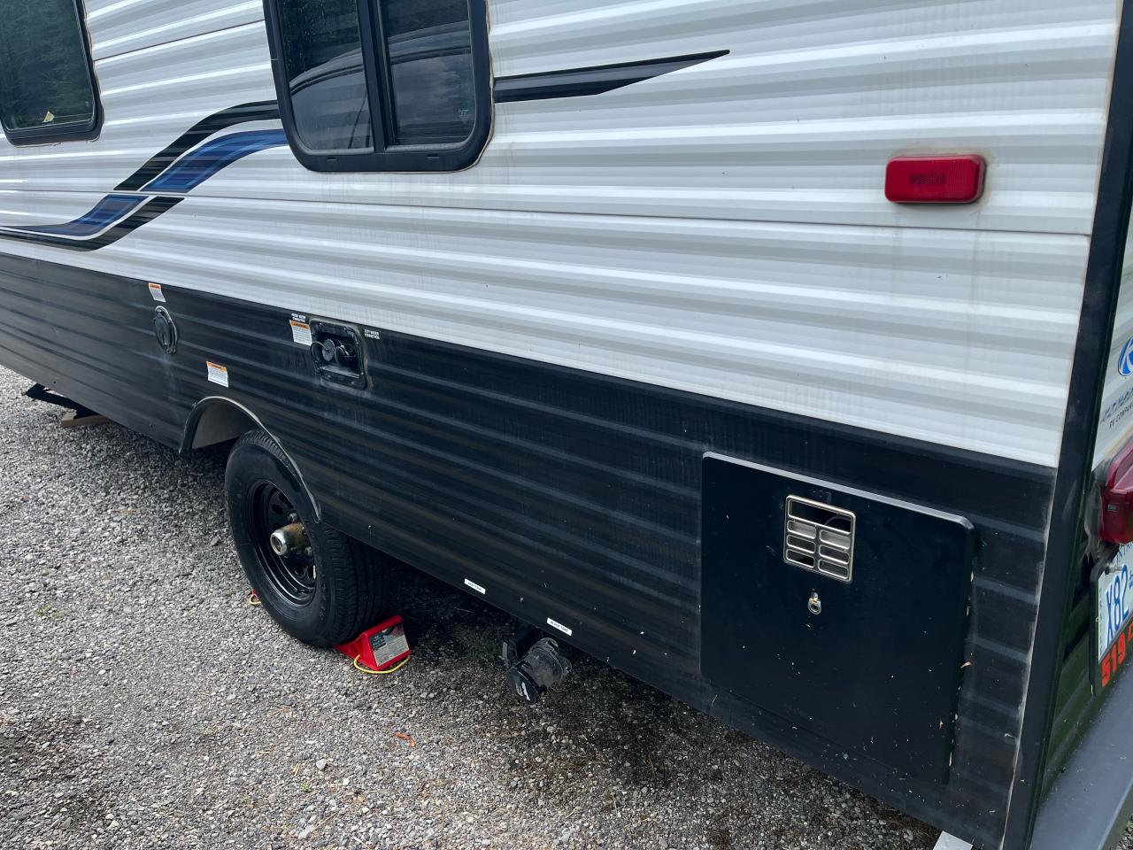 2022 Keystone Springdale 1800 BH - Photo #5