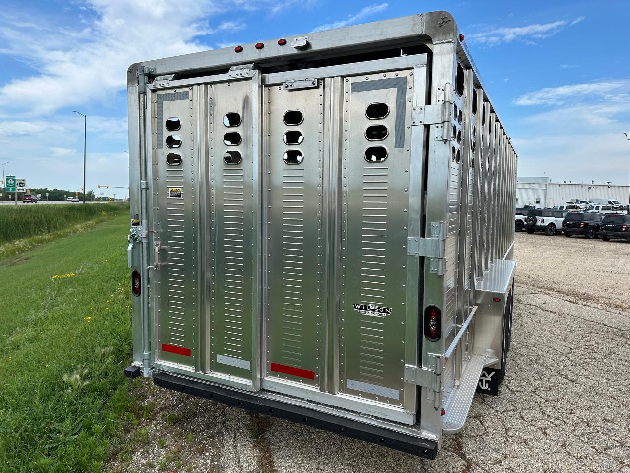 2026 Wilson Trailer 24' Wilson Ranch Hand Photo5