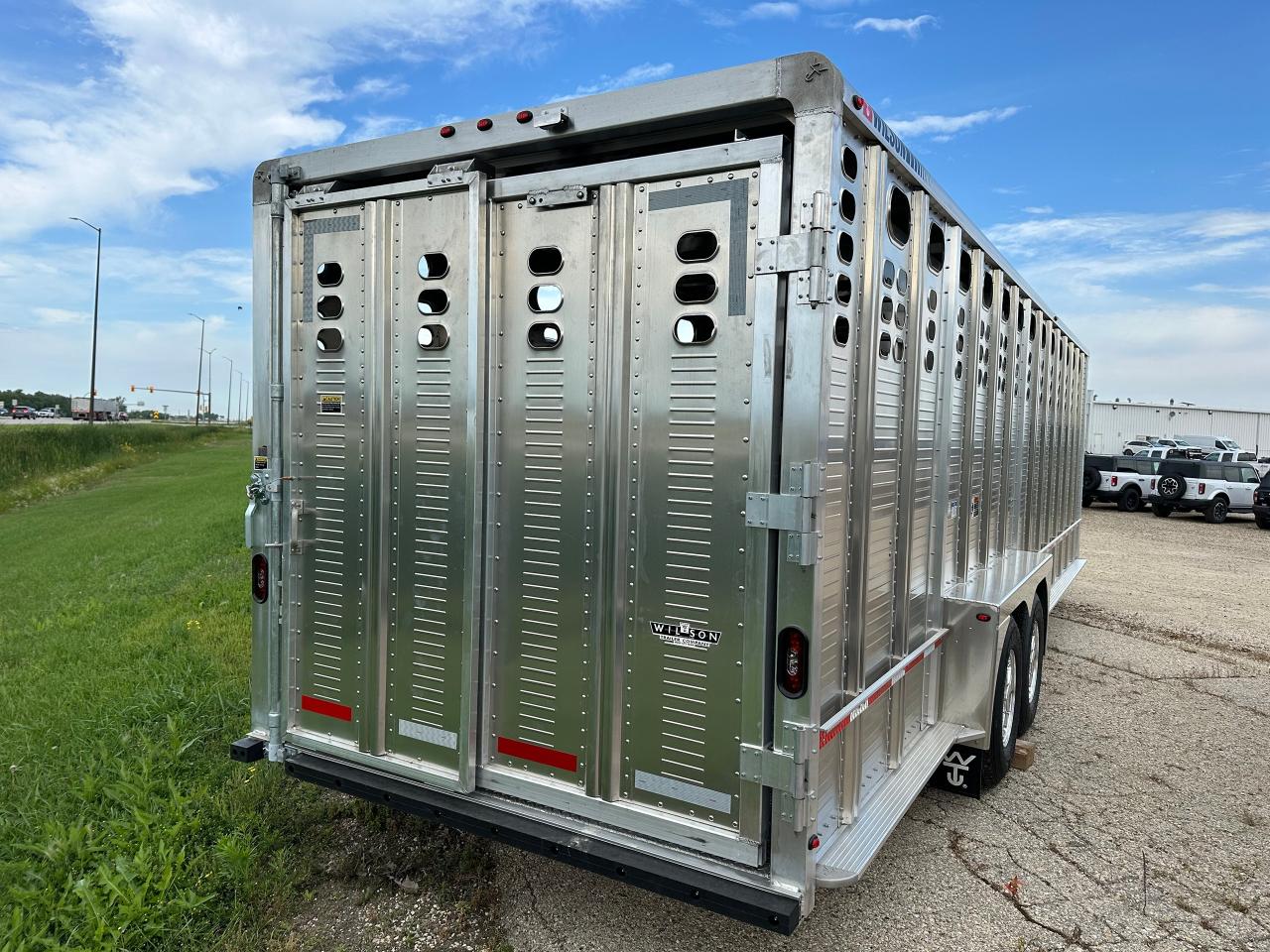 2026 Wilson Trailer 26' Wilson Ranch Hand Photo3