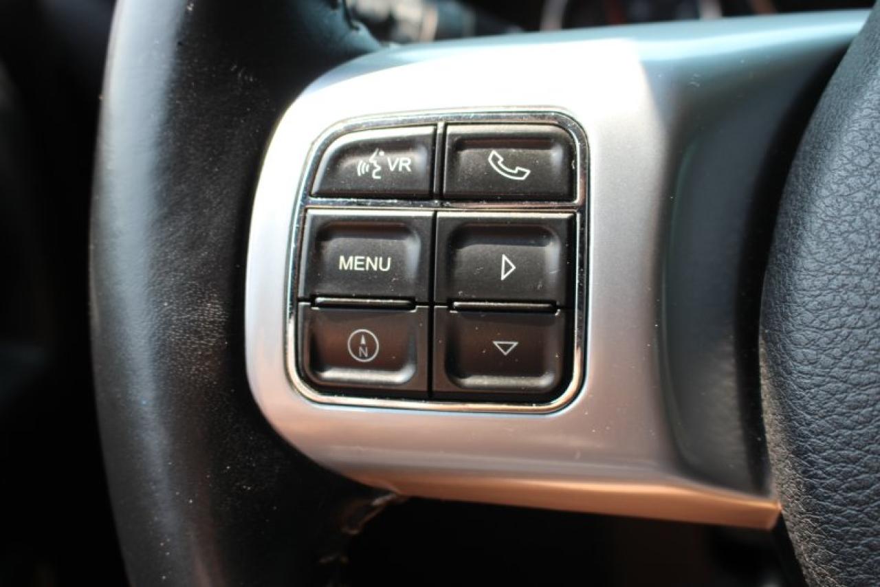 2016 Jeep Wrangler Rubicon*4x4*Heated Leather*Bluetooth*Rear Cam*Navi - Photo #23