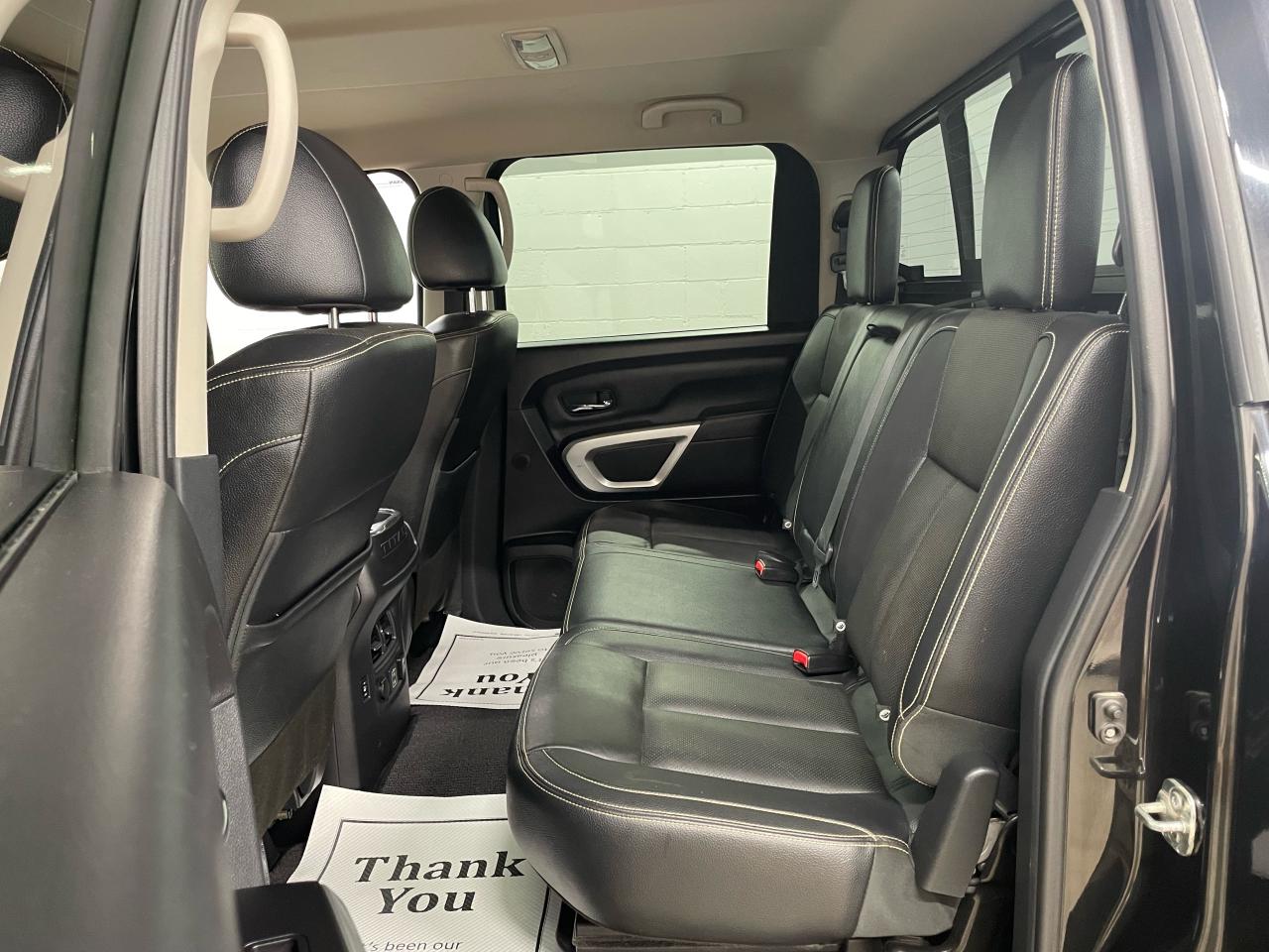 2019 Nissan Titan Pro-4X Photo32