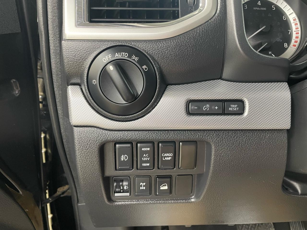 2019 Nissan Titan Pro-4X Photo11