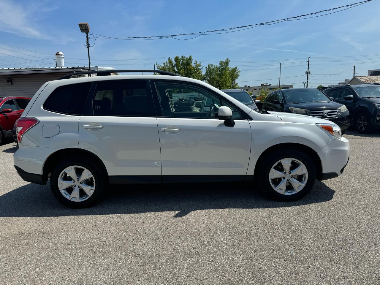 2015 Subaru Forester i Convenience Photo3