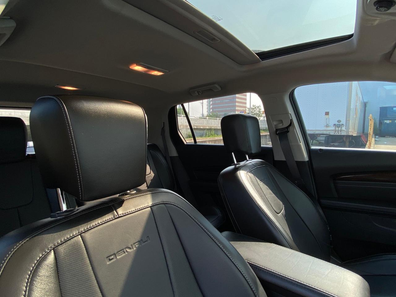 2016 GMC Terrain DENALI-AWD-3.6L-V6-1 OWNER-ONLY 83,000KM - Photo #17