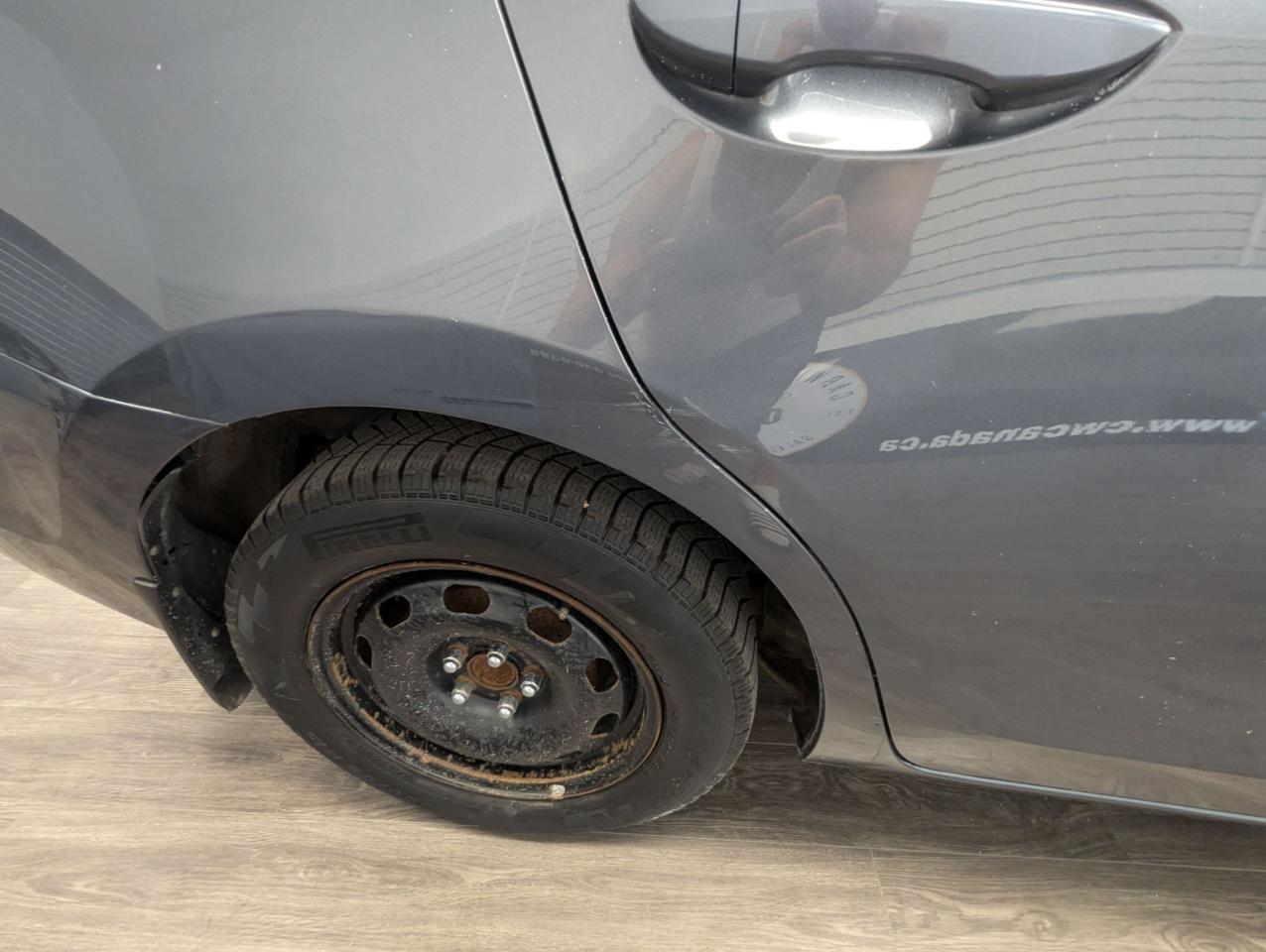 2015 Toyota Corolla S - Photo #18