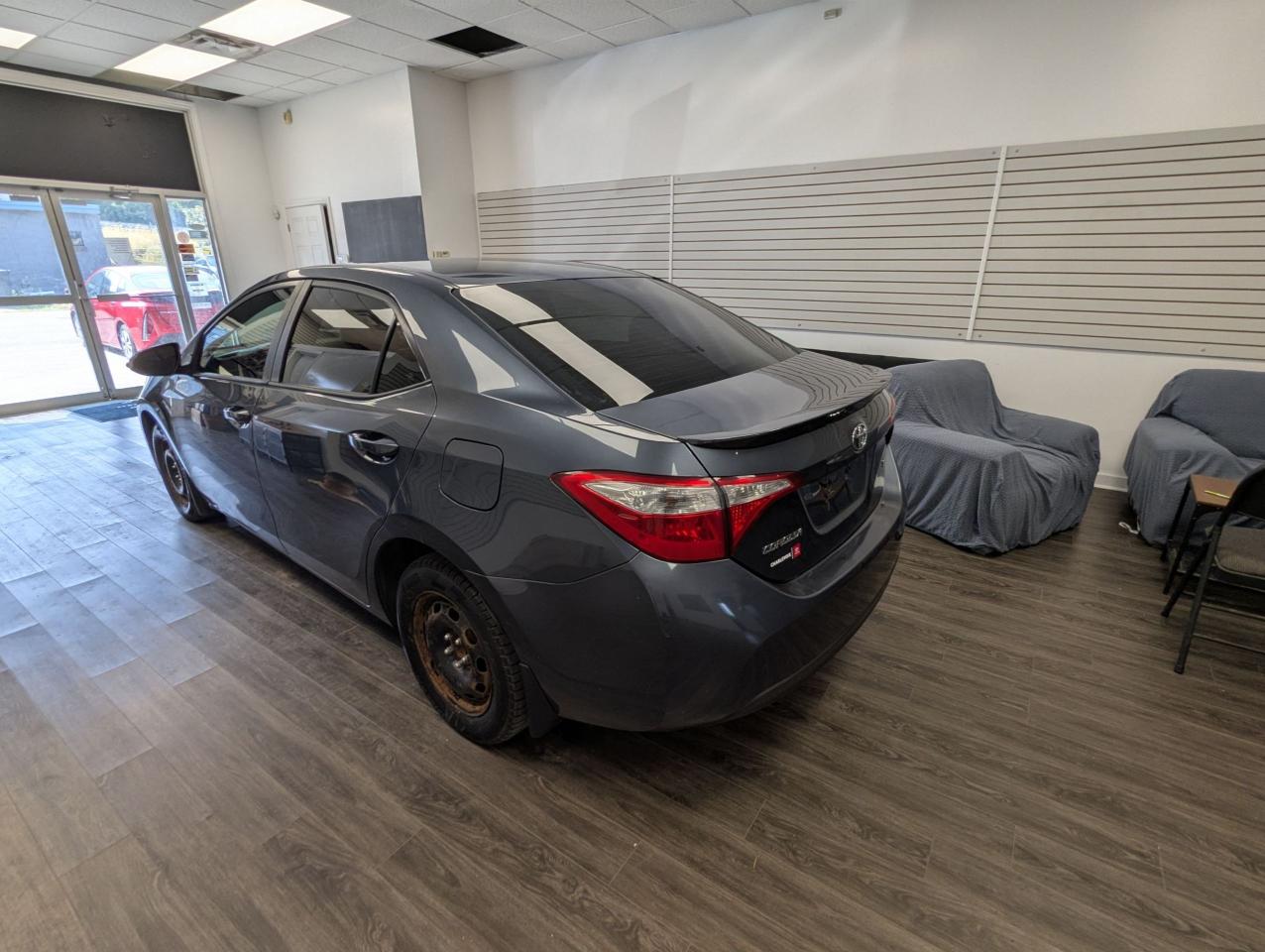 2015 Toyota Corolla S - Photo #6