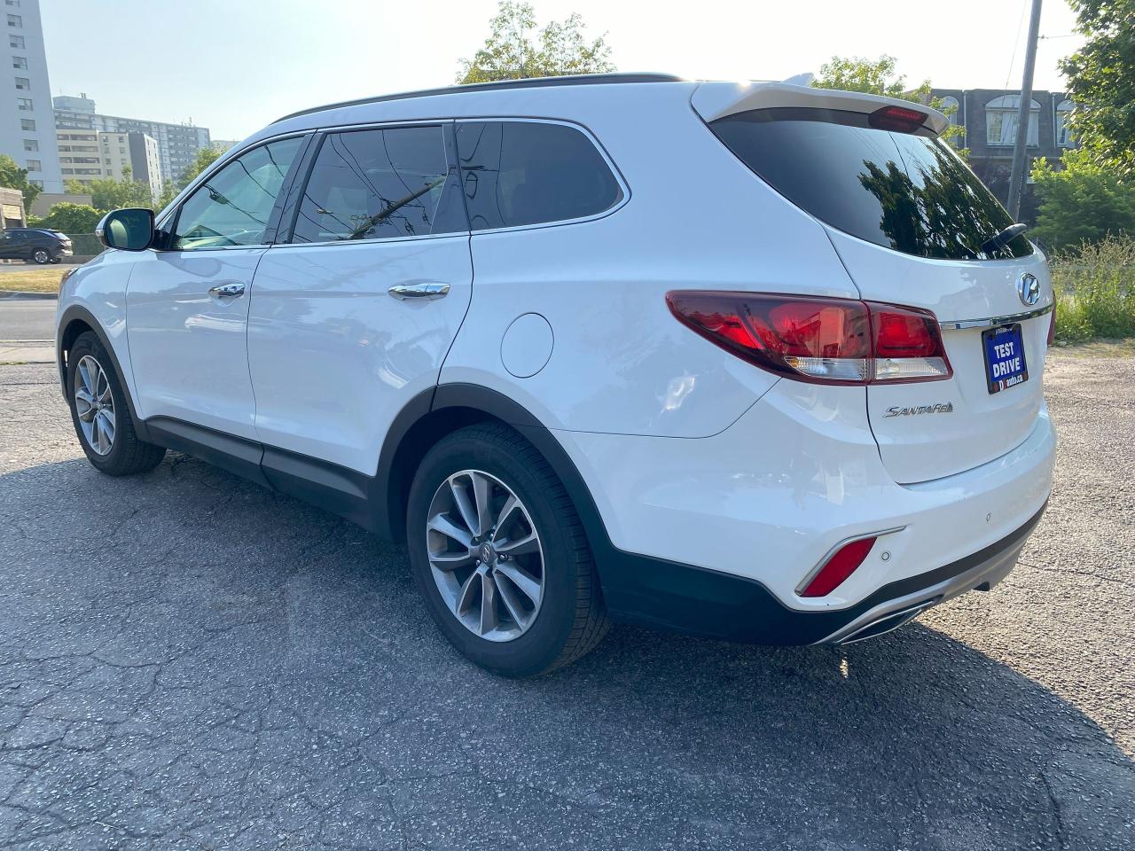 2017 Hyundai Santa Fe XL XL LUXURY/AWD/7 Passenger/Leather/PanoRoof/Navi - Photo #8